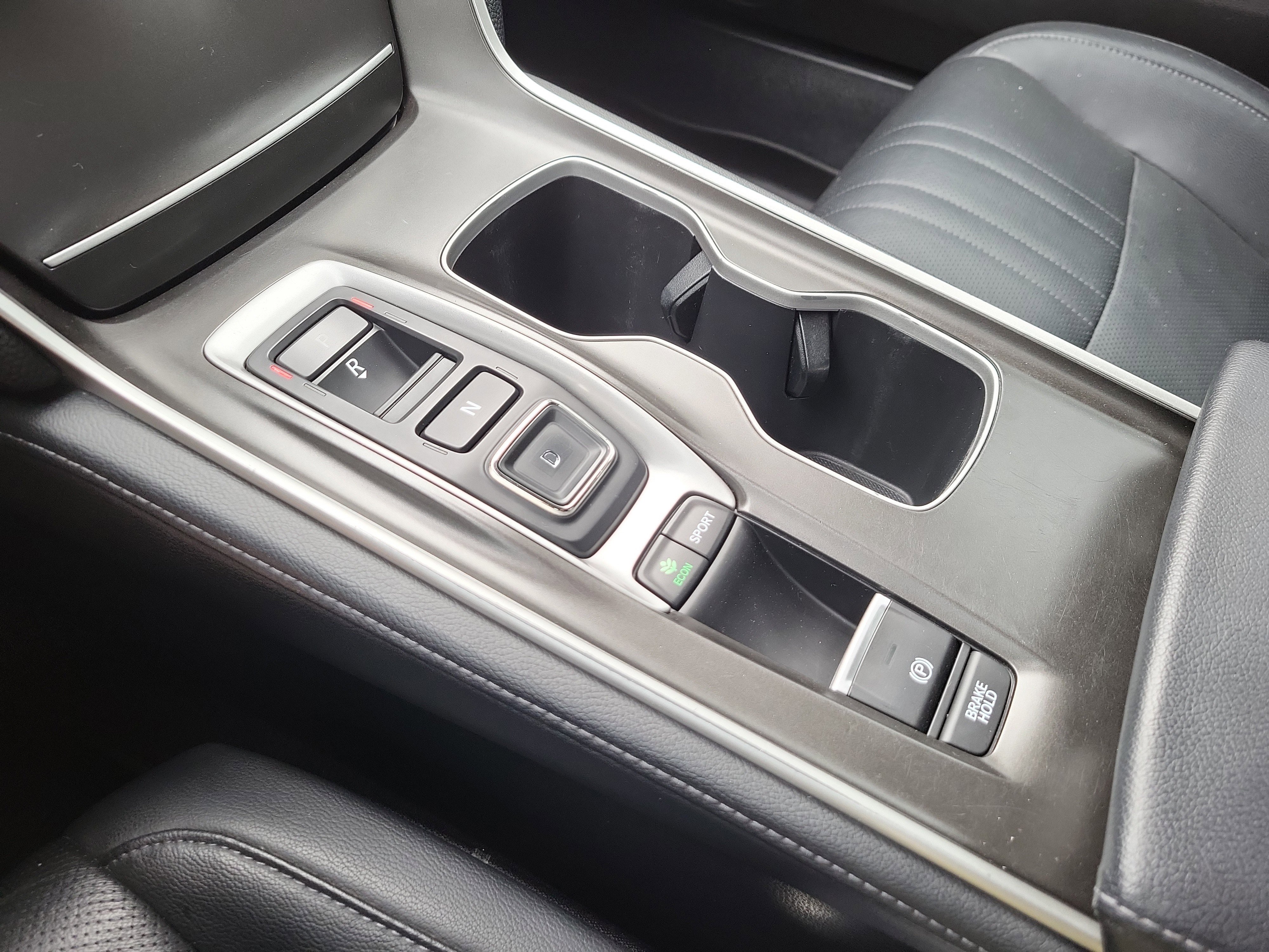 Used 2018 Honda Accord Touring image 24