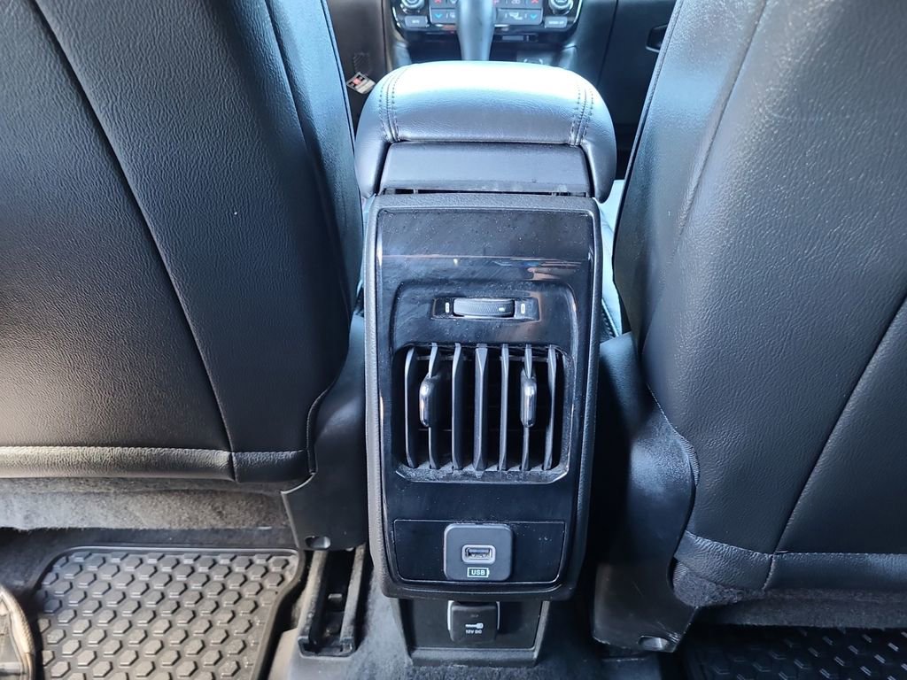 Used 2025 Jeep Compass Trailhawk image 29