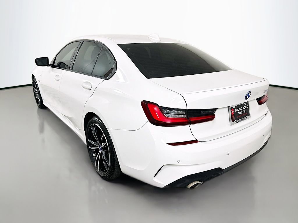 Used 2022 BMW 330e 330e iPerformance w/ M Sport Package image 7
