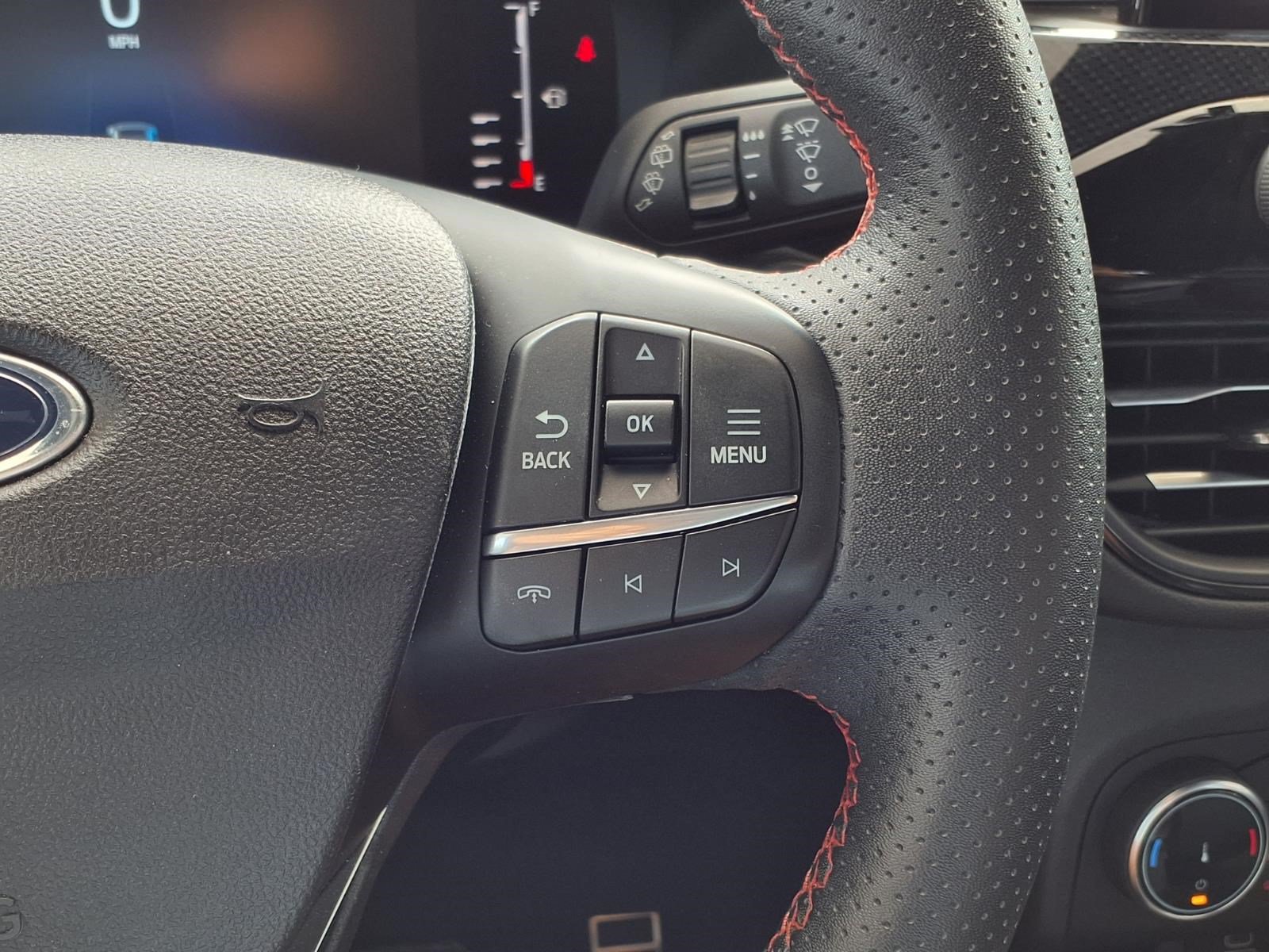 Used 2024 Ford Escape ST-Line AWD/4WD image 26
