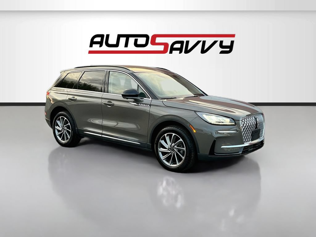 Used 2025 Lincoln Corsair AWD w/ Equipment Group 101A image 1