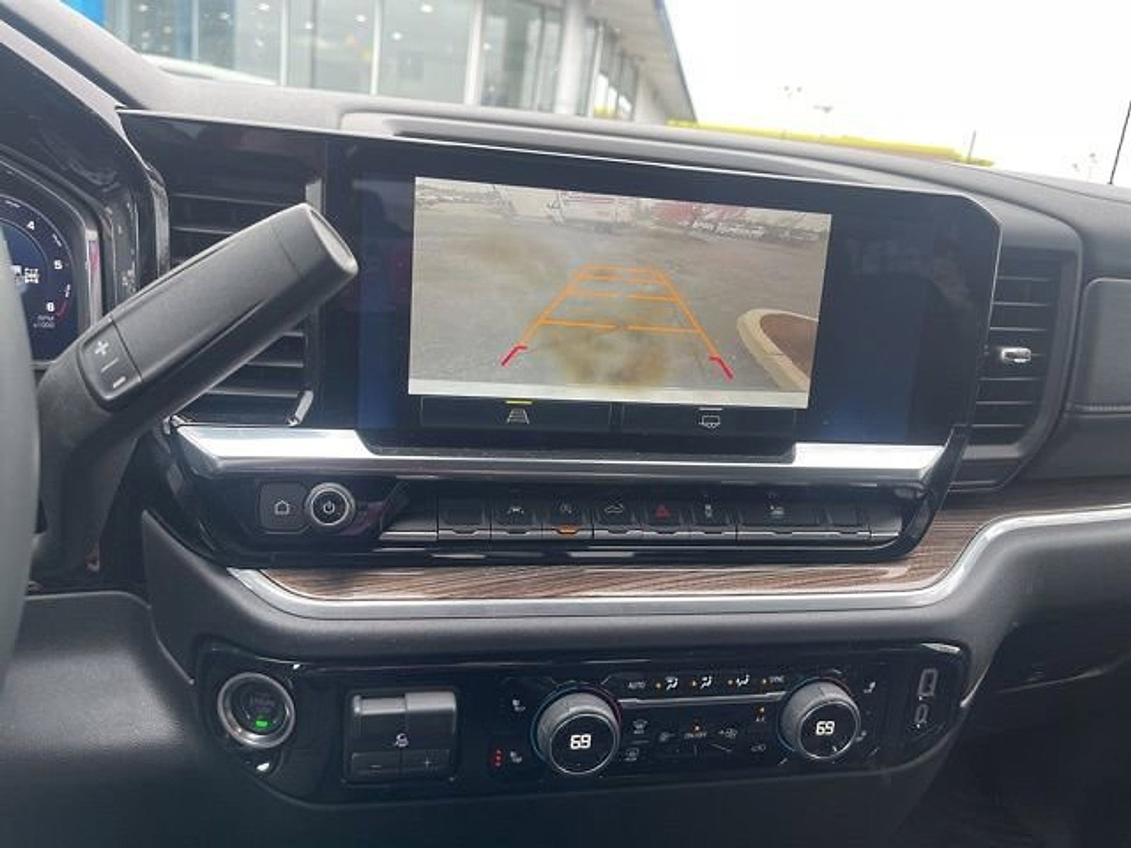 Certified 2026 Chevrolet Silverado 1500 LT image 23