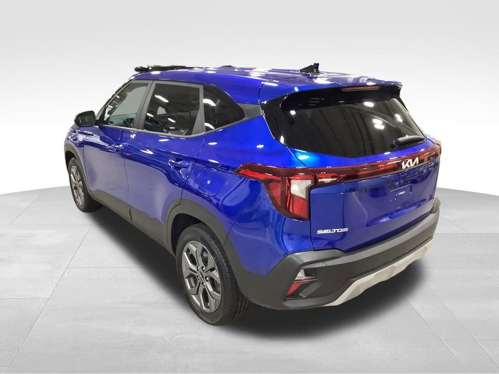 Certified 2024 Kia Seltos LX image 8