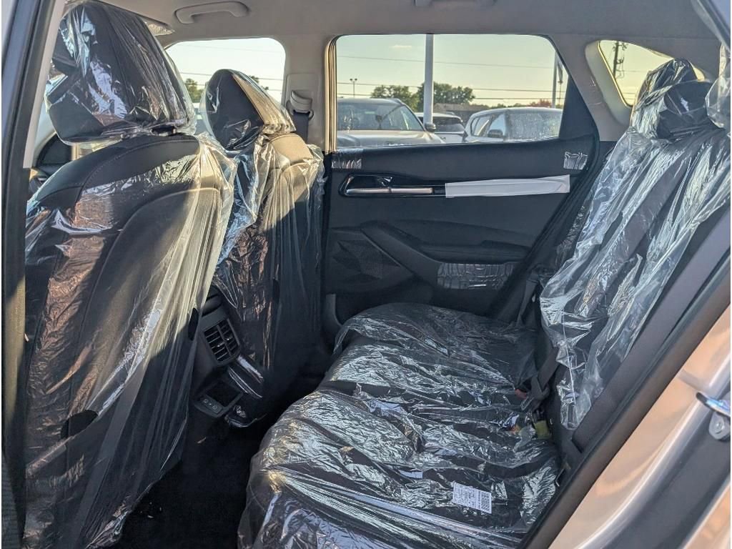 New 2026 Kia Seltos S image 11