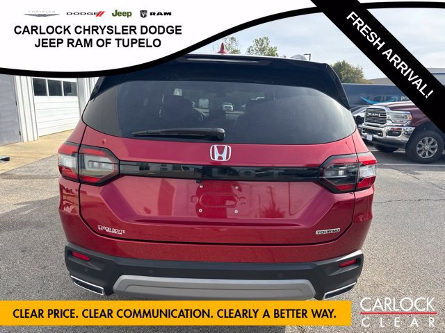 Used 2025 Honda Pilot Touring image 8