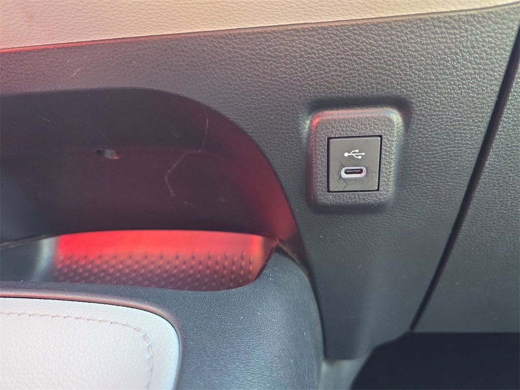 Used 2024 Toyota Corolla SE image 22