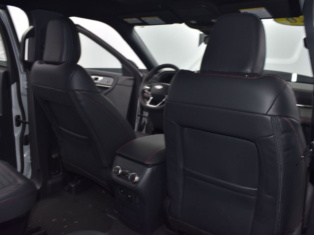 New 2026 Ford Explorer ST-Line image 23