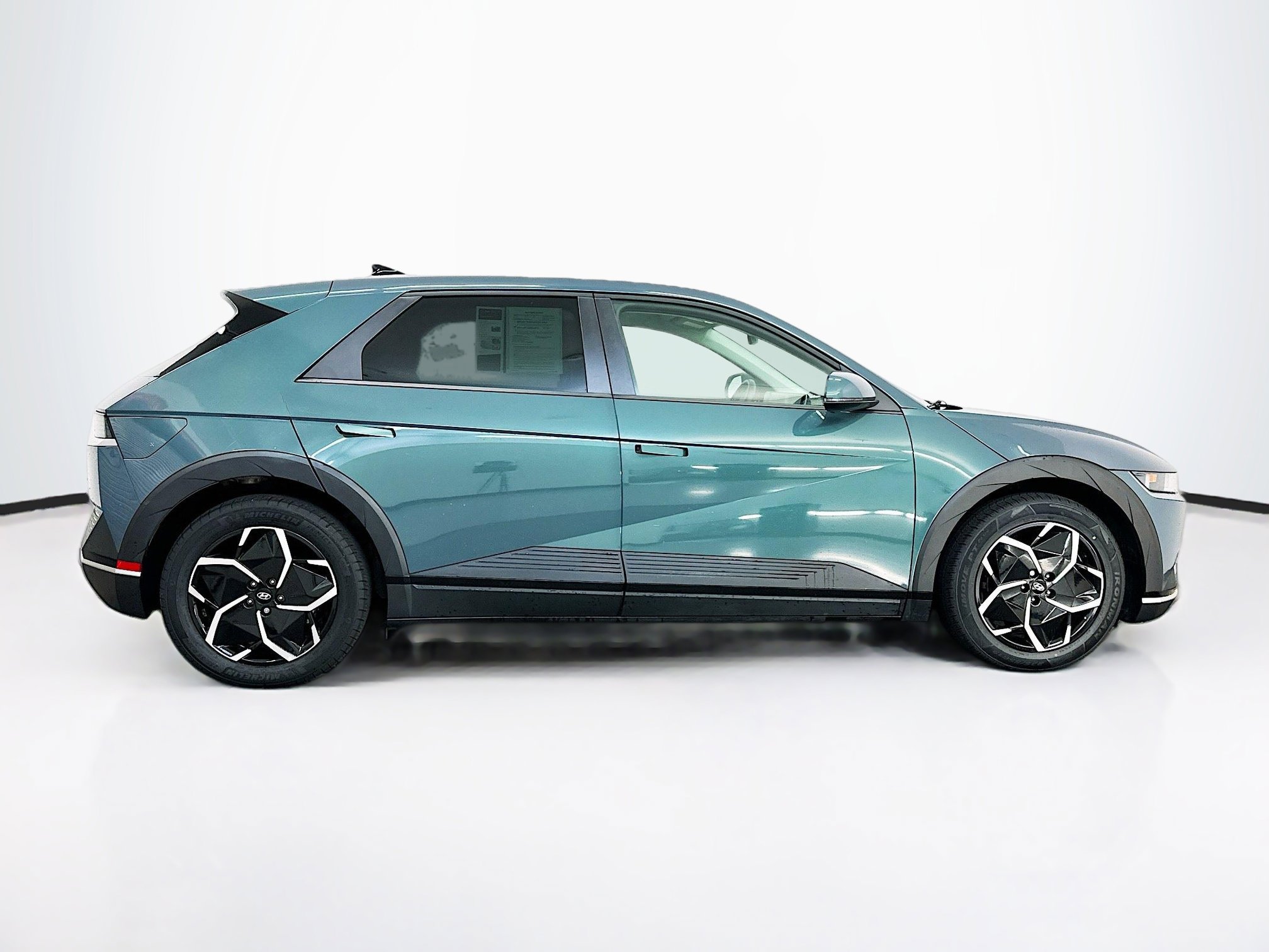 Used 2024 Hyundai Ioniq 5 SEL image 10