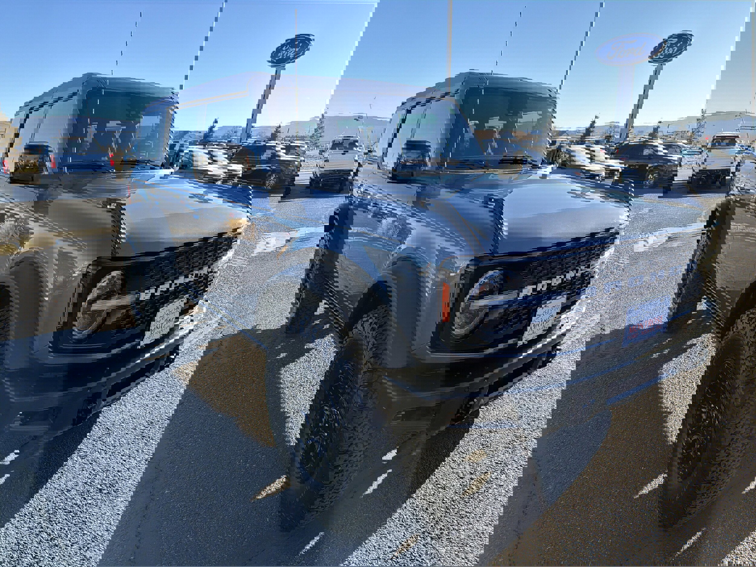 Used 2021 Ford Bronco Wildtrak image 3