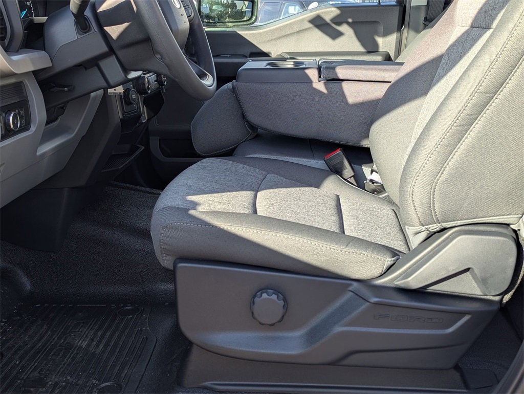 New 2026 Ford F350 XL w/ XL Chrome Package image 6