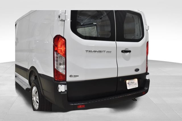 Used 2025 Ford Transit 250 Low Roof w/ Exterior Upgrade Package RWD image 18