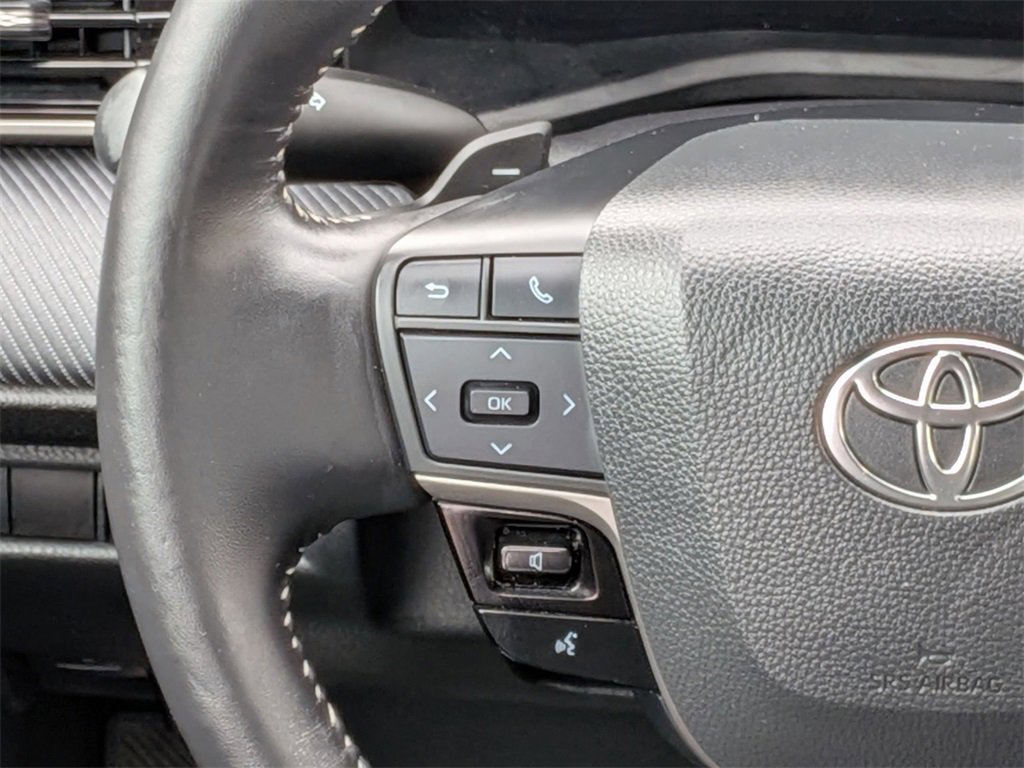 Used 2025 Toyota Camry LE image 23