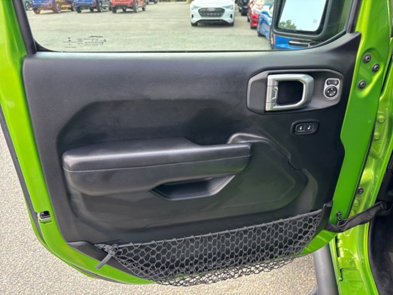 Used 2019 Jeep Wrangler Sport image 18