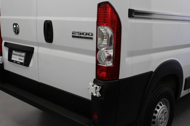 Used 2025 RAM ProMaster 2500 w/ Convenience Group FWD image 7