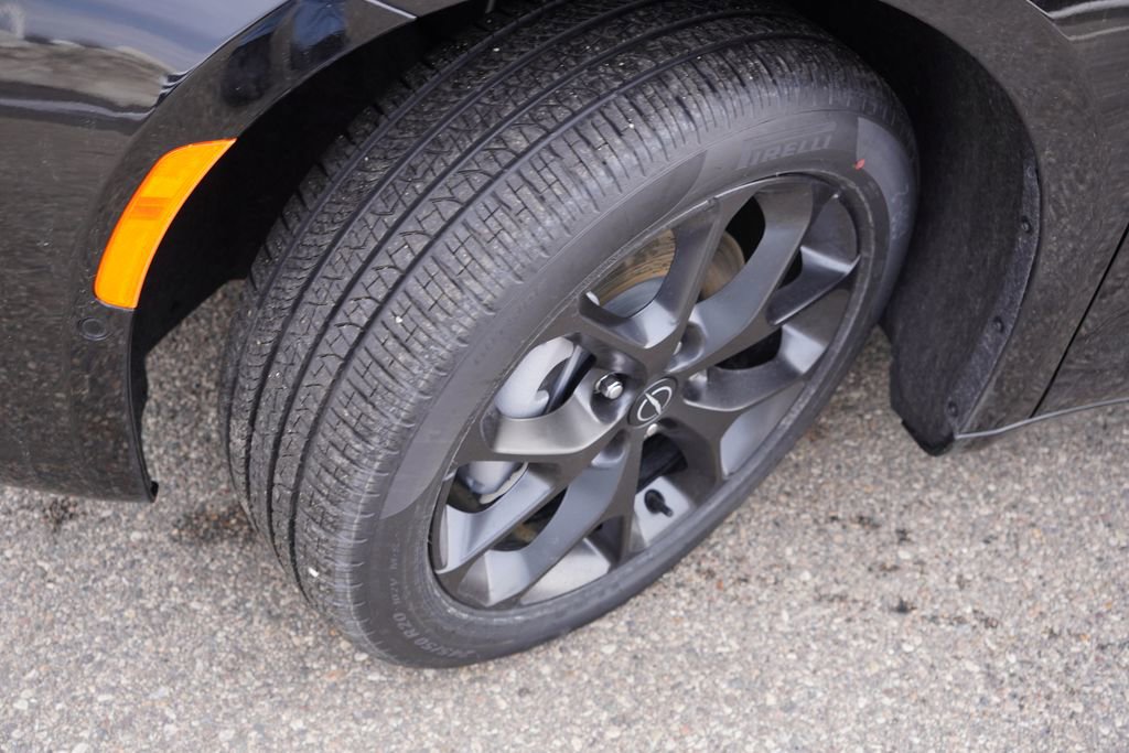 New 2026 Chrysler Pacifica Limited w/ S Appearance Package image 10
