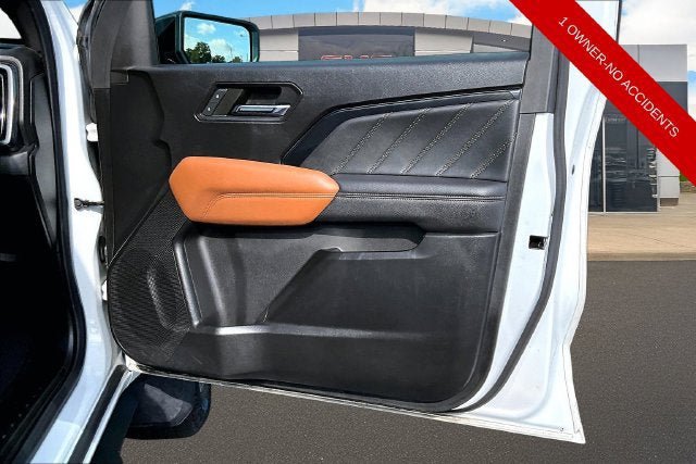 Used 2023 GMC Canyon AT4 w/ Technology Package AWD/4WD image 19
