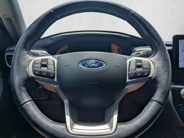 Used 2023 Ford Explorer Limited w/ Equipment Group 301A RWD image 11