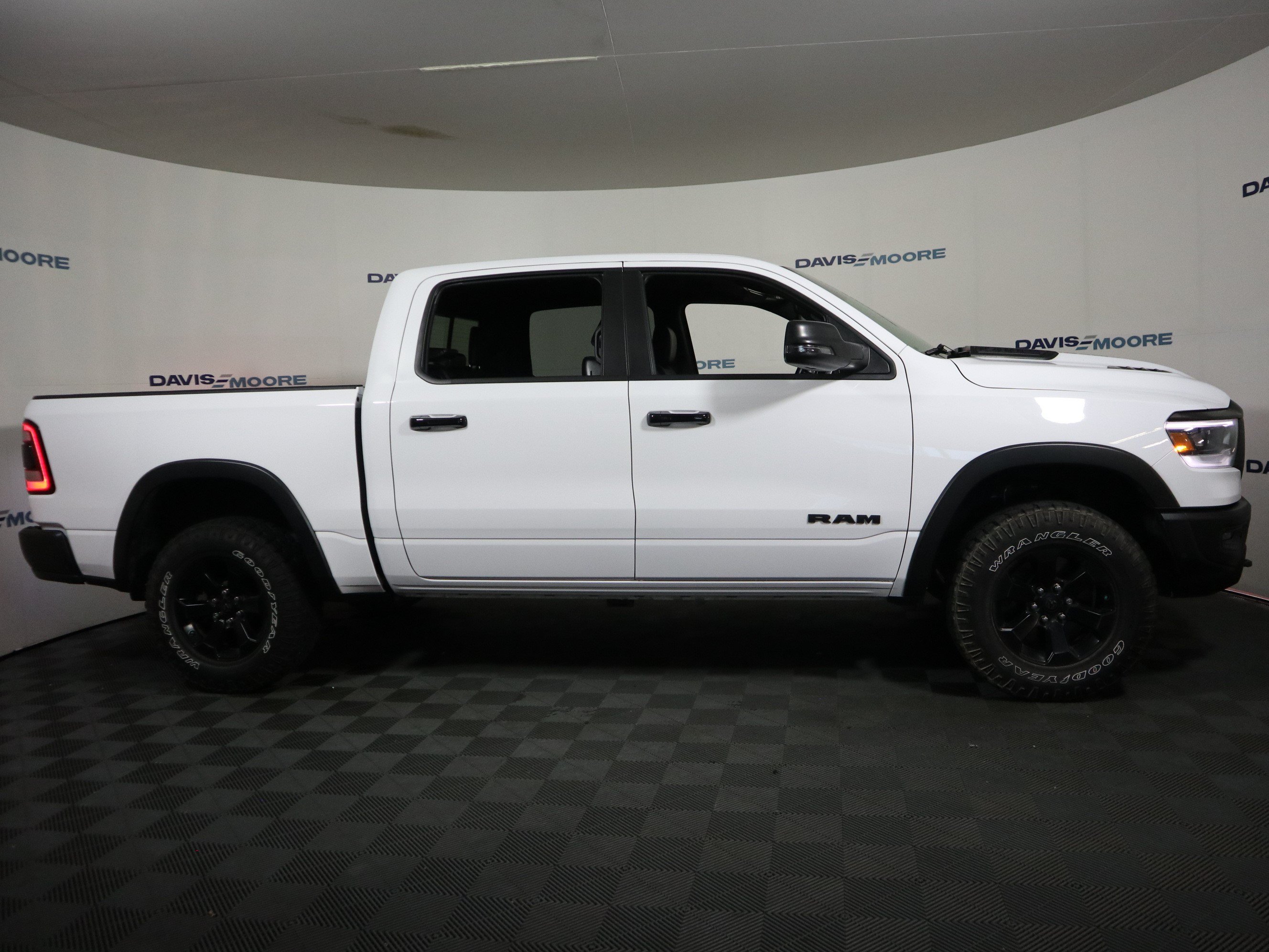 Used 2023 RAM 1500 Rebel w/ Rebel Level 2 Equipment Group AWD/4WD image 4