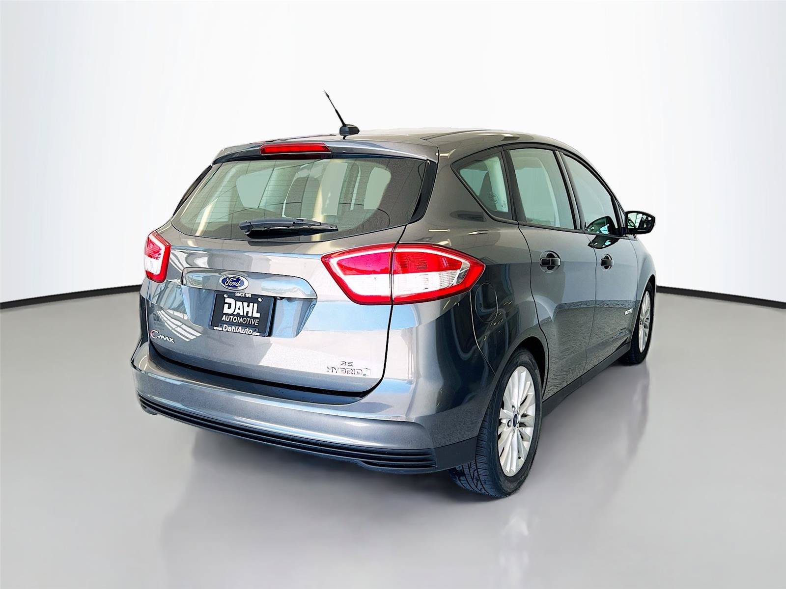 Used 2018 Ford C-MAX SE w/ Cold Weather Package FWD image 13