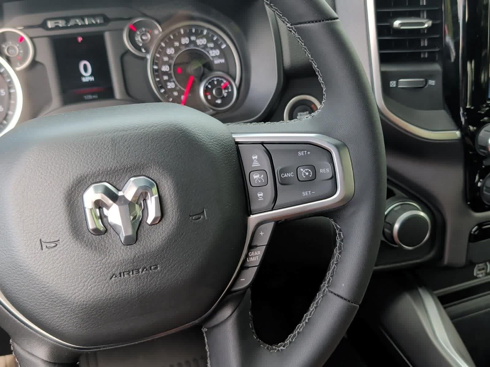 Used 2025 RAM 1500 Big Horn AWD/4WD image 20