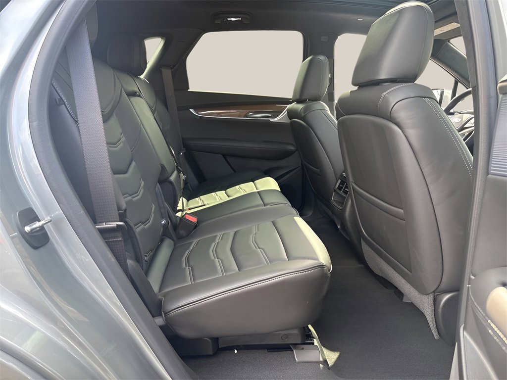 Certified 2024 Cadillac XT5 Premium Luxury w/ Platinum Package image 19