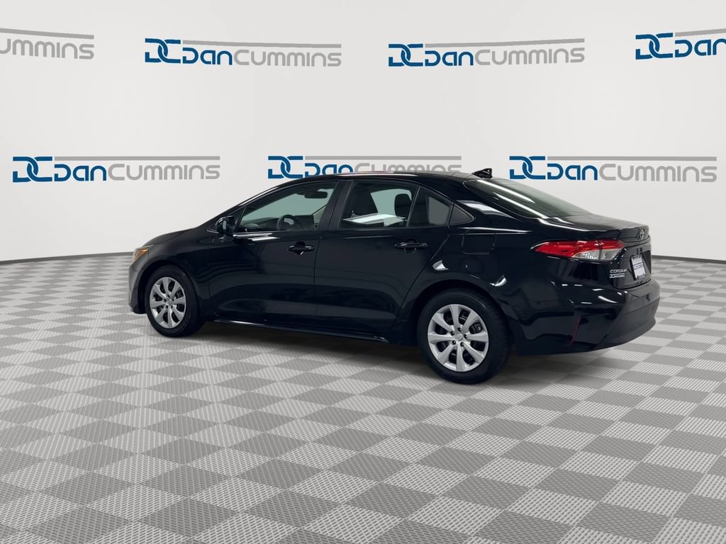 Used 2024 Toyota Corolla LE FWD image 6