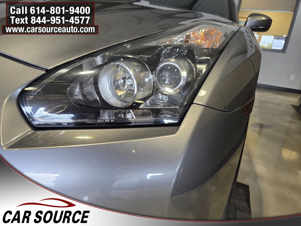 Used 2009 Nissan GT-R Premium image 3