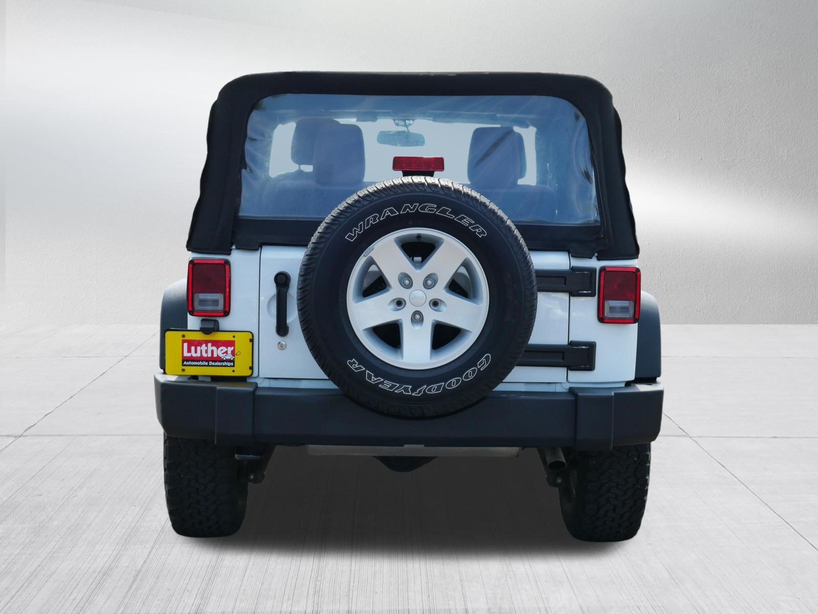 Used 2015 Jeep Wrangler Sport w/ Quick Order Package 24S AWD/4WD image 6