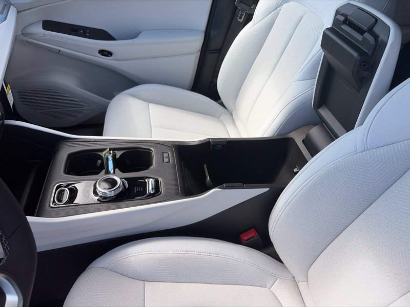 New 2026 Jeep Cherokee Laredo AWD/4WD image 33