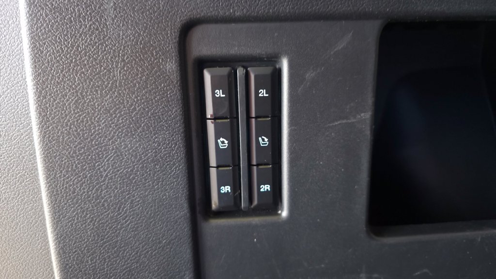 Used 2024 Ford Expedition Limited AWD/4WD image 17