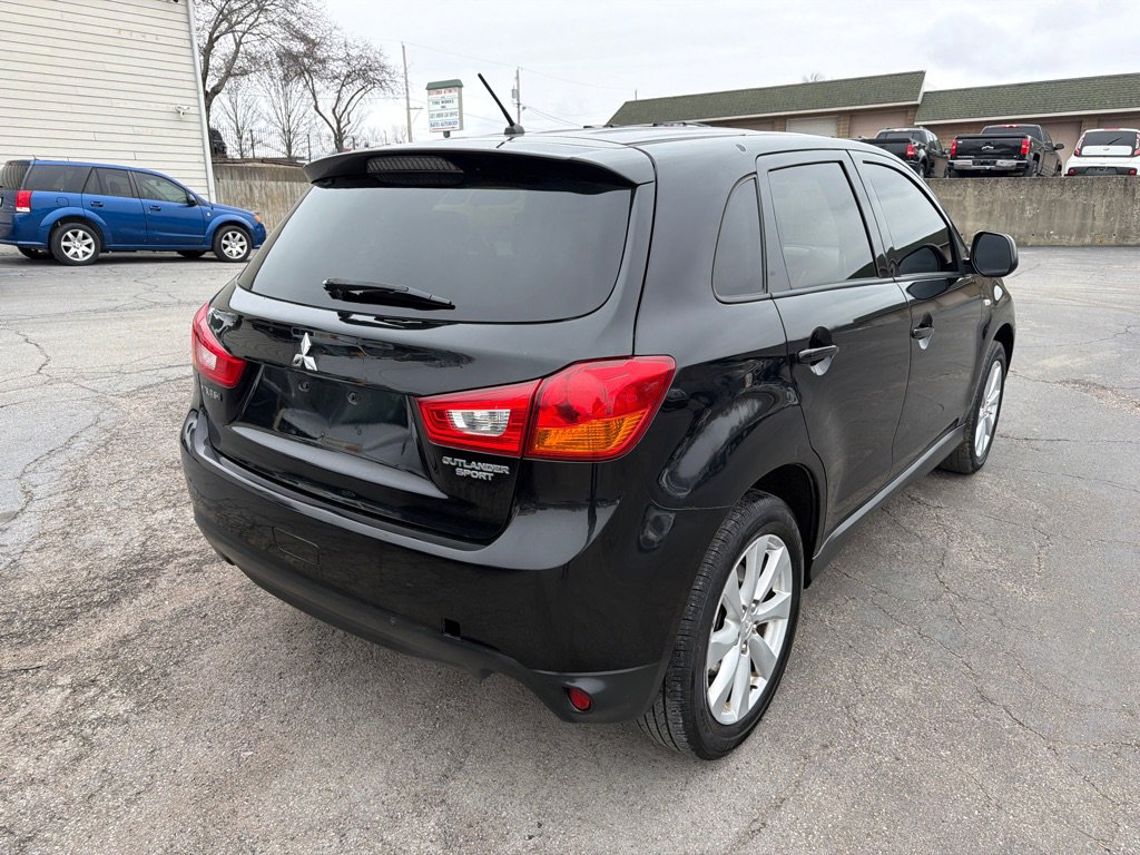Used 2014 Mitsubishi Outlander Sport ES FWD image 6
