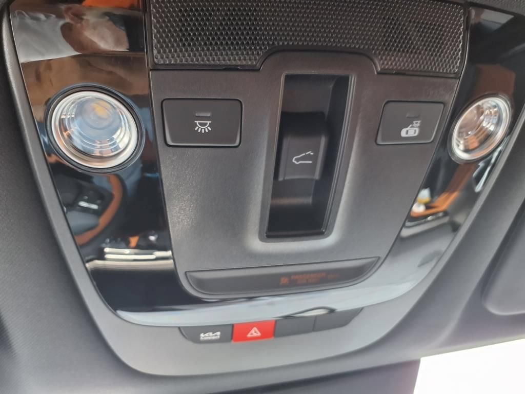 New 2026 Kia Sportage X-Line w/ X-Line Technology Package AWD/4WD image 22