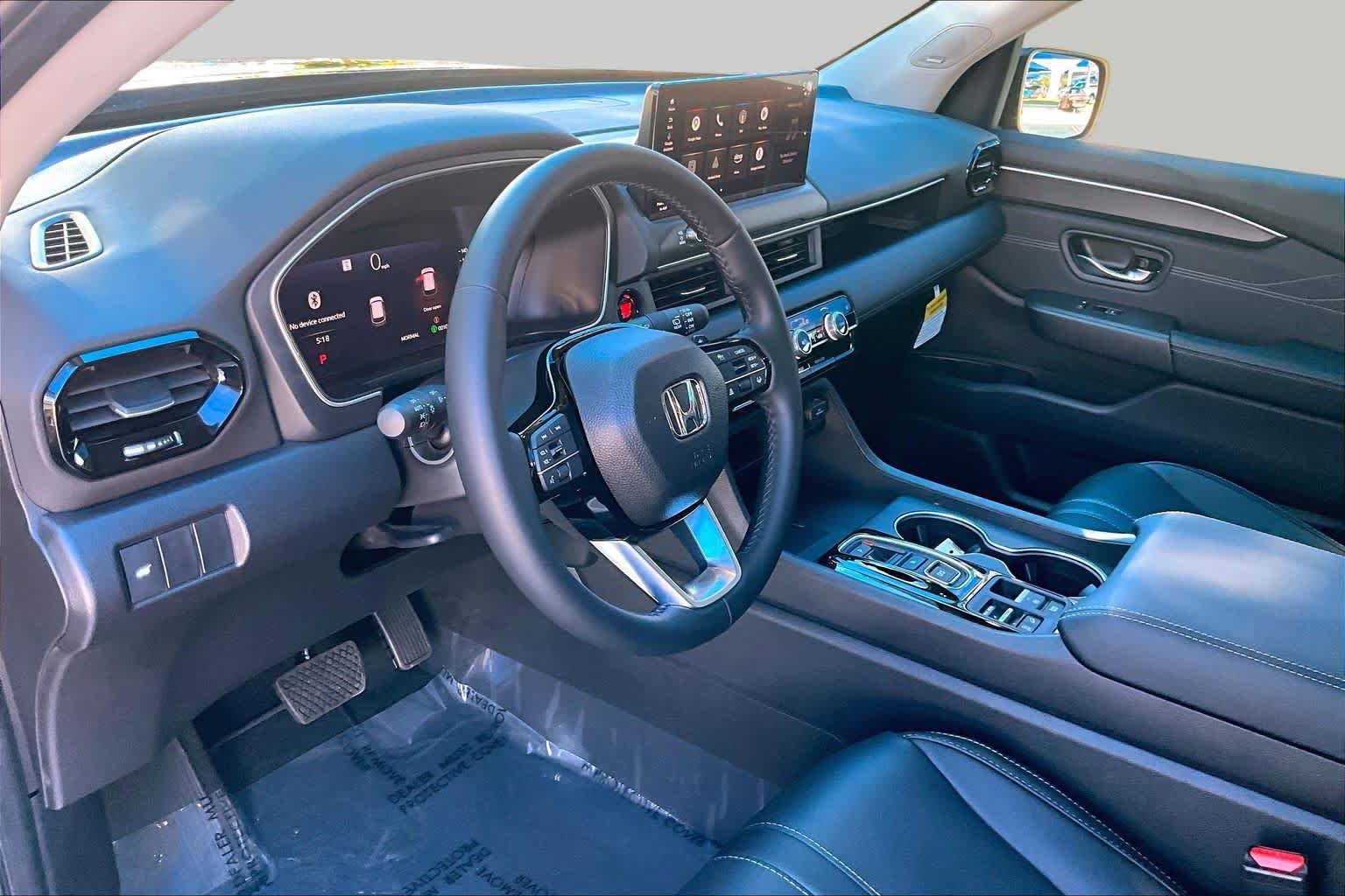 Used 2026 Honda Pilot image 18