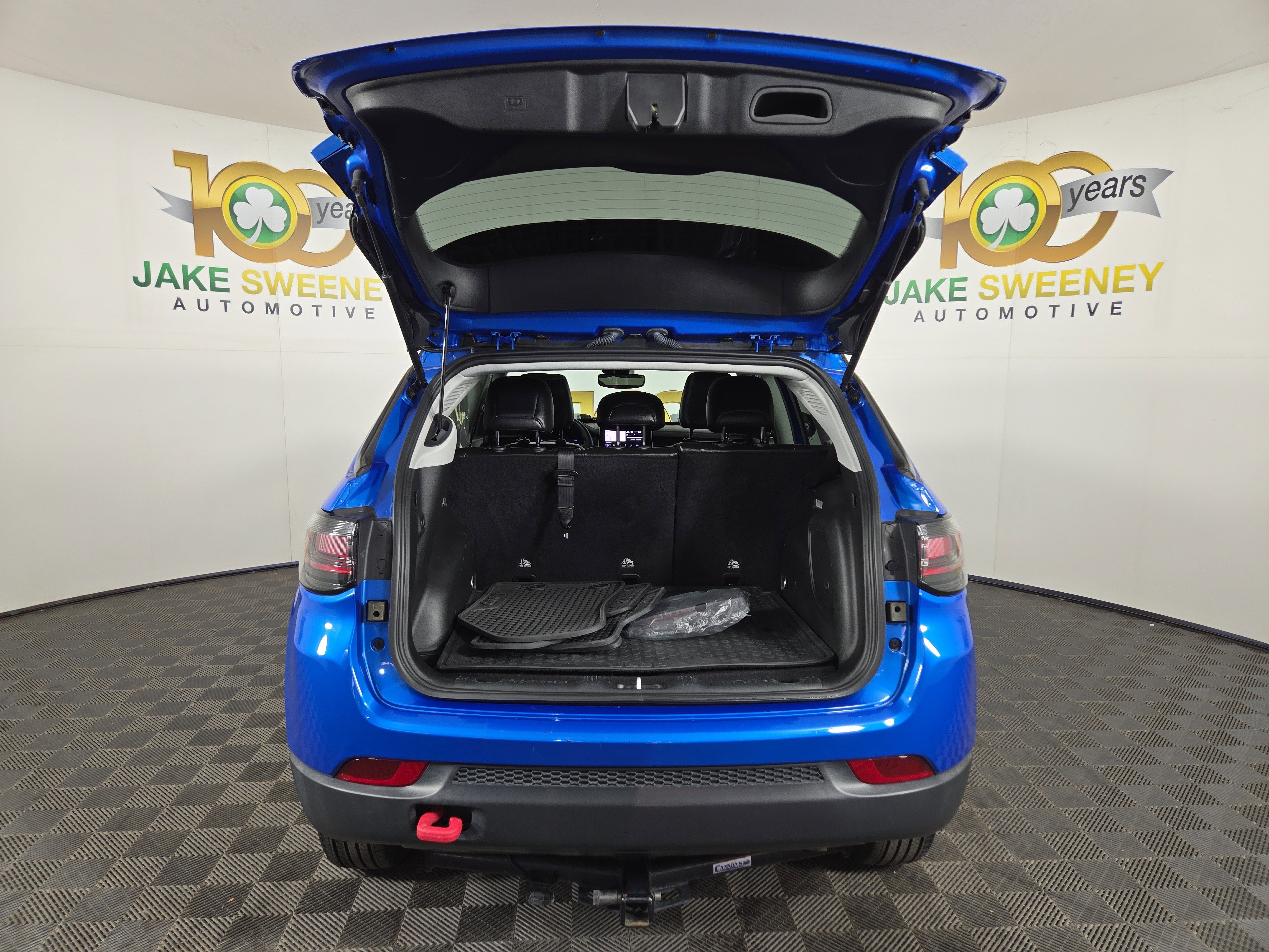 Used 2022 Jeep Compass Trailhawk w/ Trailhawk Elite Group image 32