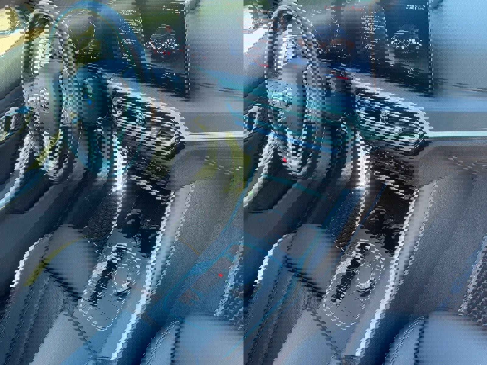 Used 2024 BMW 330i xDrive Sedan image 9