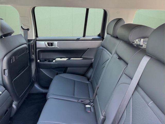 New 2026 Hyundai Santa Fe SEL w/ Tow & Go Package FWD image 10