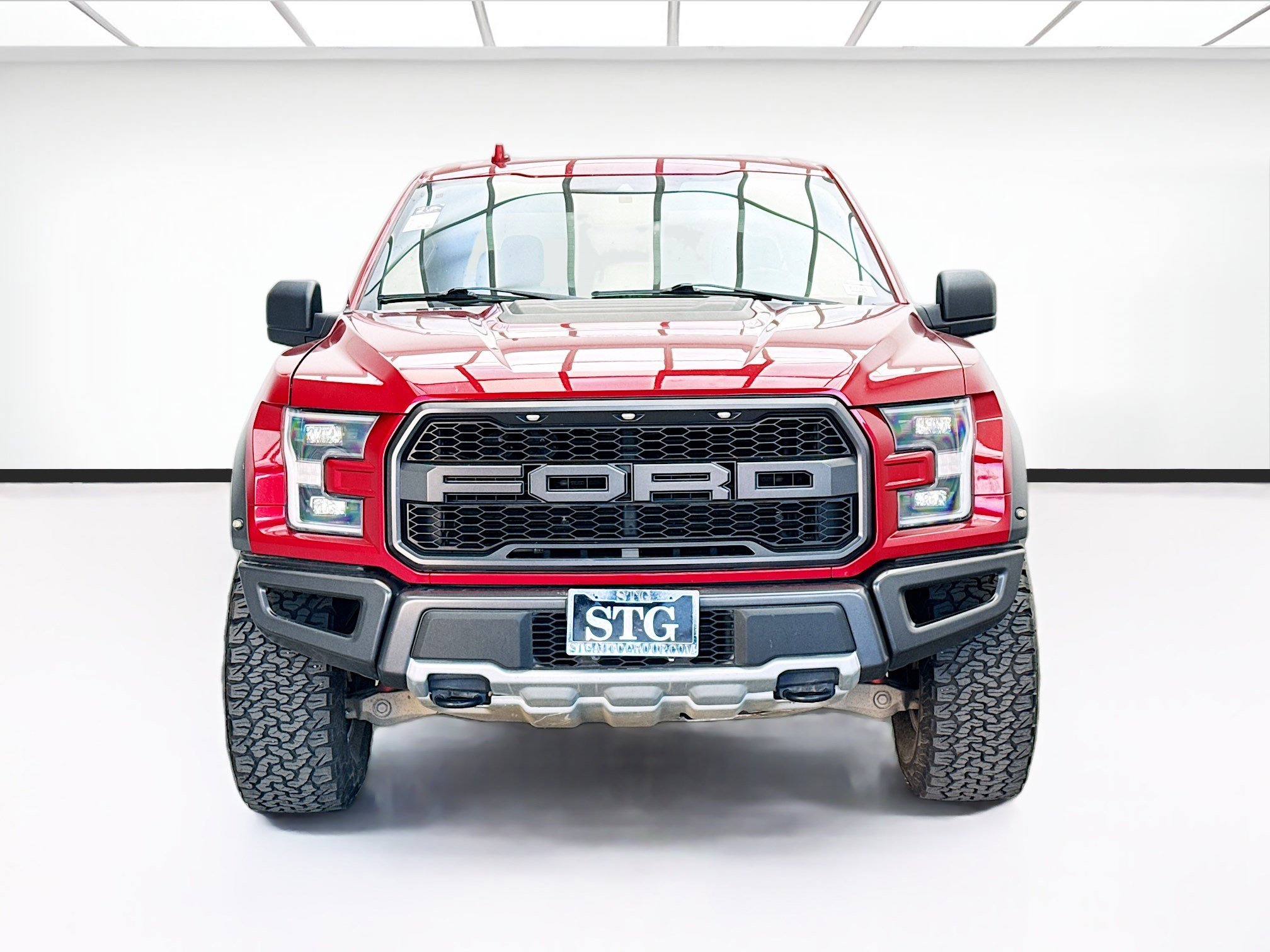 Used 2020 Ford F150 Raptor image 2