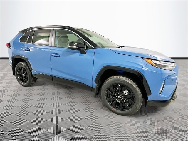 New 2025 Toyota RAV4 XSE video 3