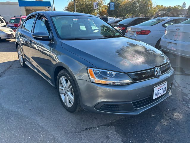 Used 2013 Volkswagen Jetta Hybrid Sedan image 3