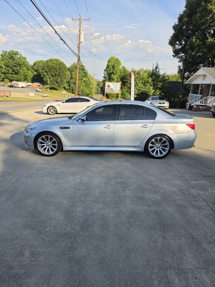 Used 2008 BMW M5 RWD image 2