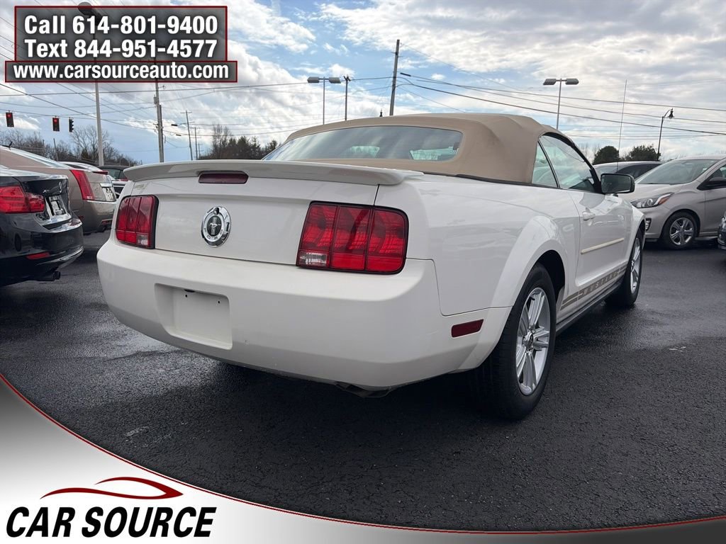 Used 2008 Ford Mustang Deluxe image 5