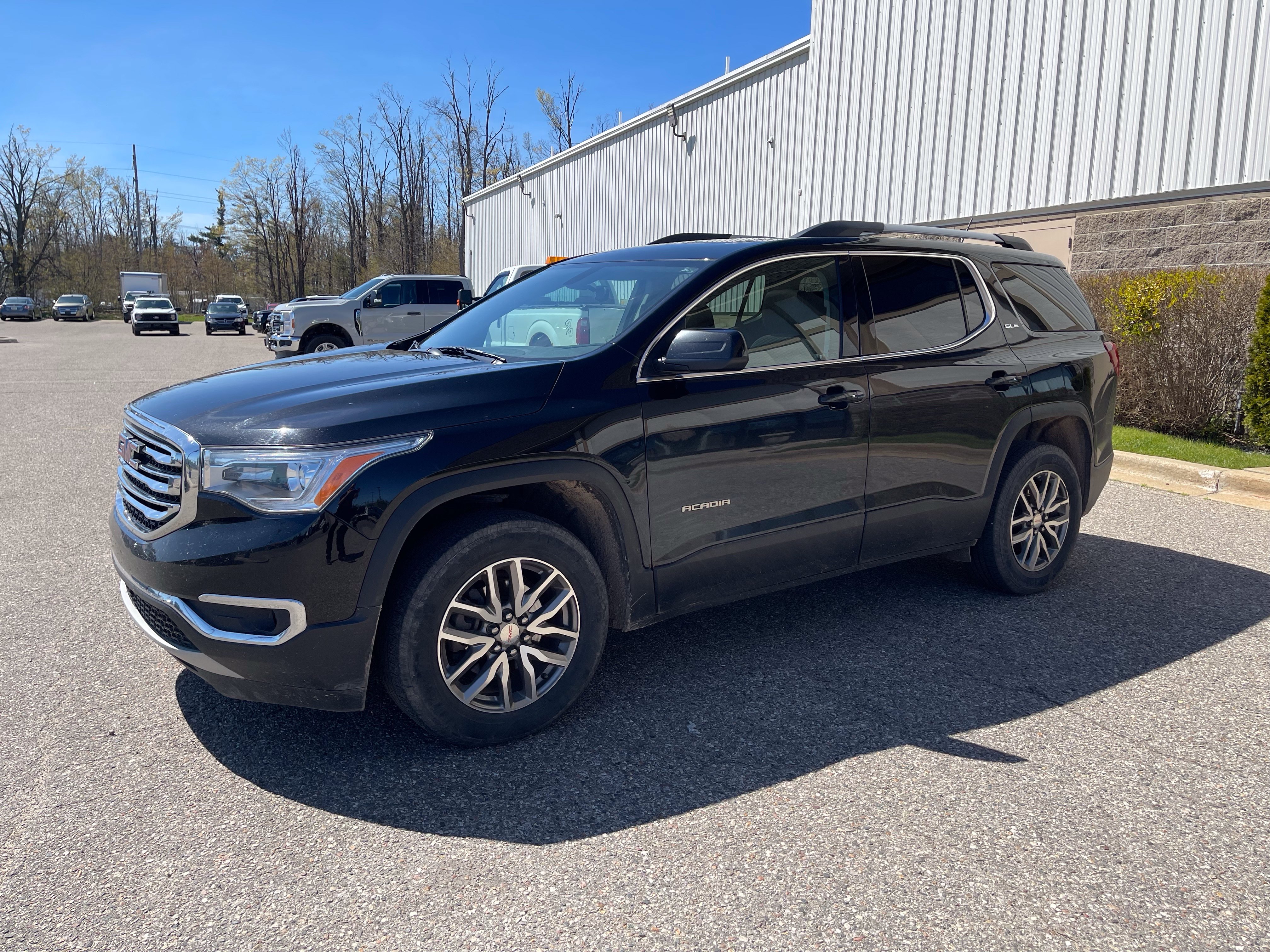 Used 2019 GMC Acadia SLE w/ Driver Alert Package I AWD/4WD image 8