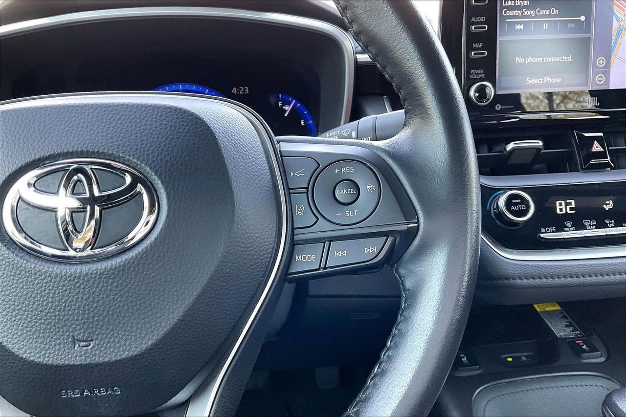 Used 2020 Toyota Corolla XSE image 31