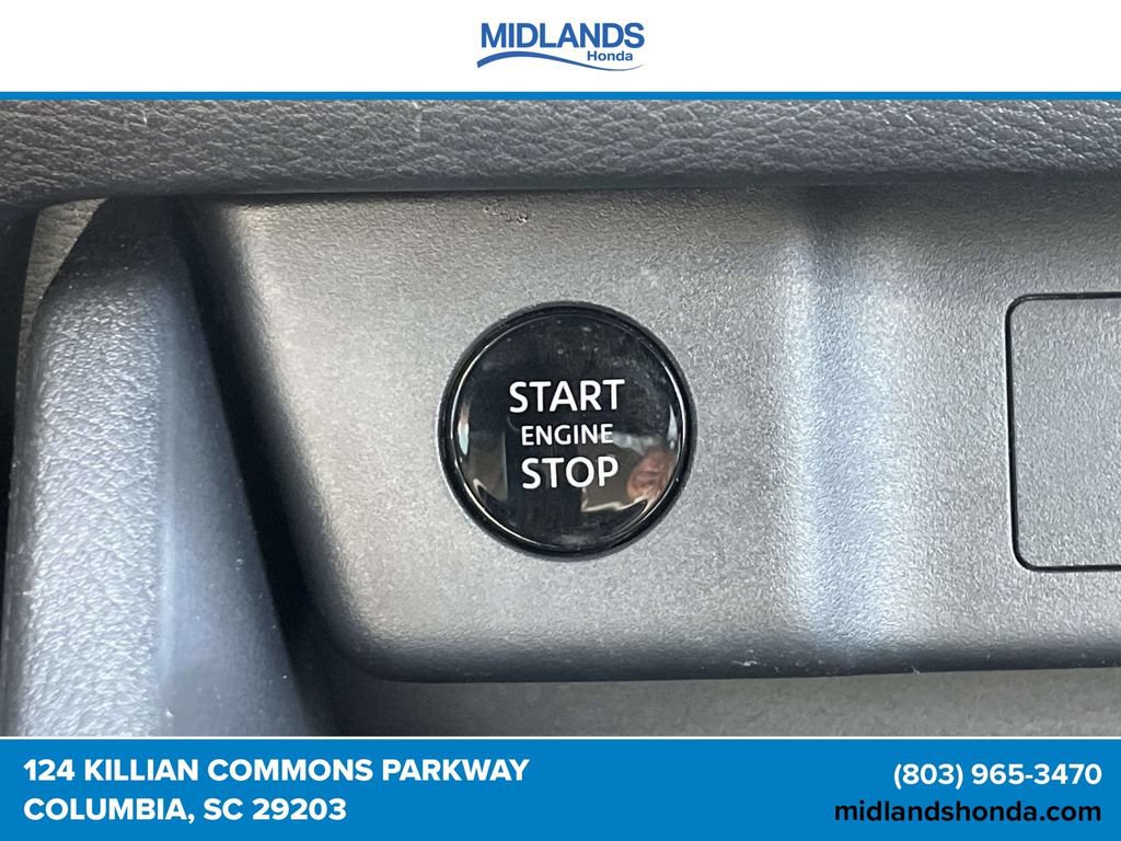 Used 2024 Nissan Rogue SV w/ SV Premium Package FWD image 29