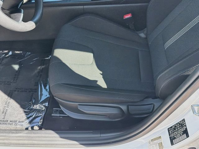 Certified 2024 Hyundai Elantra SE FWD image 19