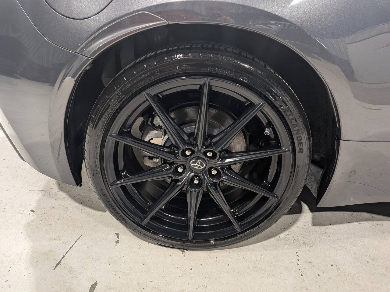 Used 2024 Toyota GR86 Premium RWD image 30