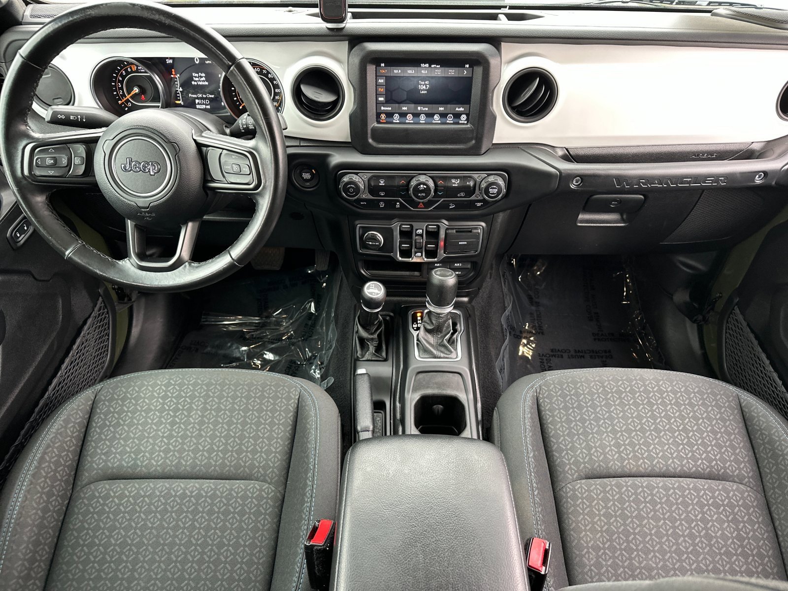 Used 2021 Jeep Wrangler Unlimited Islander image 12