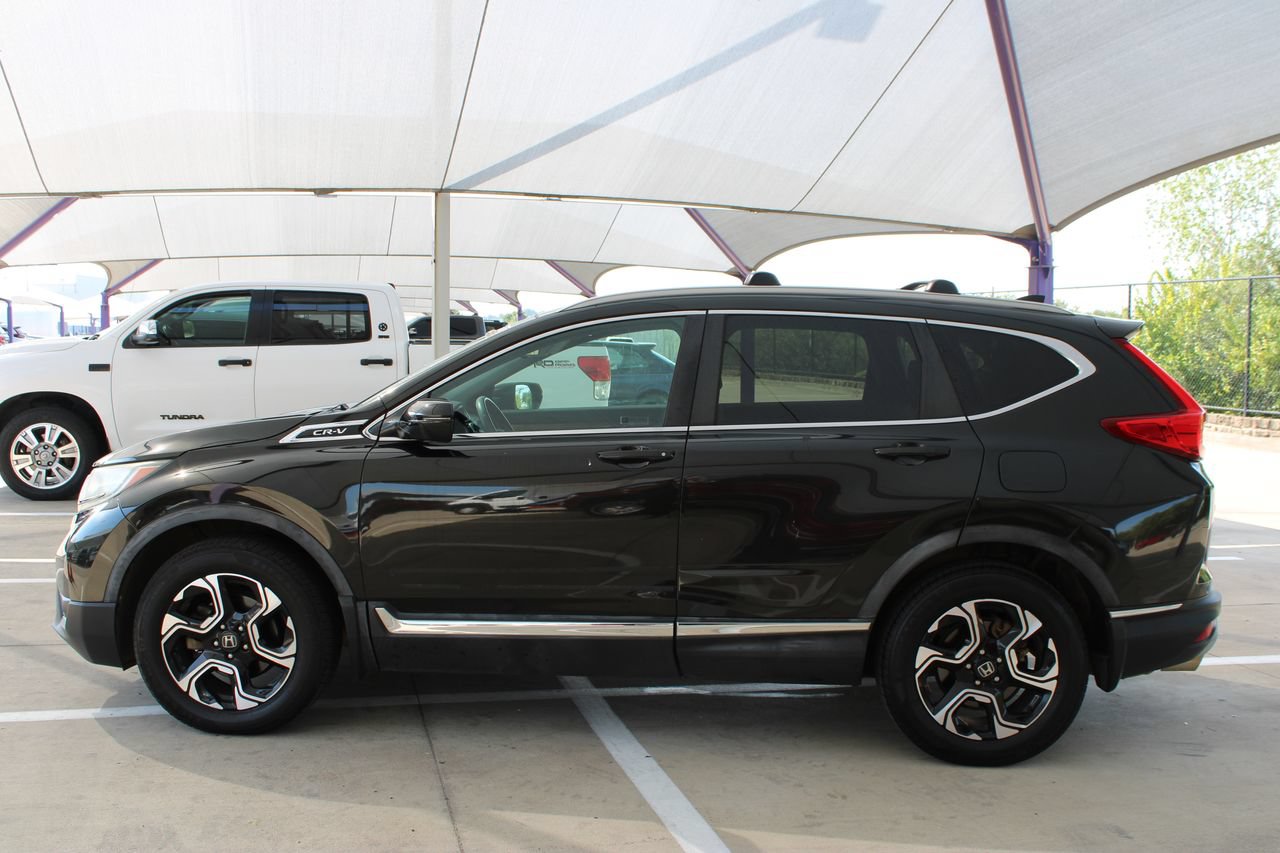 Used 2017 Honda CR-V Touring image 2
