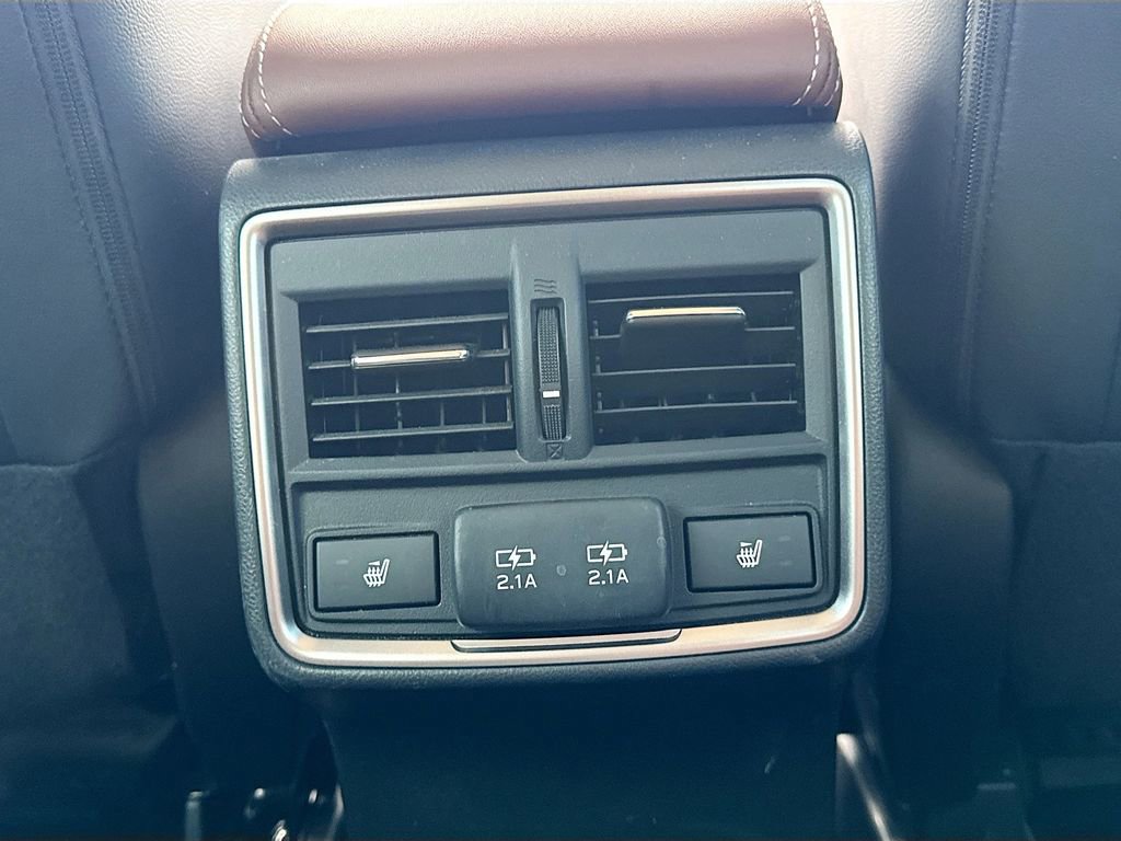Certified 2023 Subaru Forester Touring AWD/4WD image 31