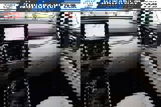 Used 2023 Kia Sorento S w/ Panoramic Sunroof Package image 15